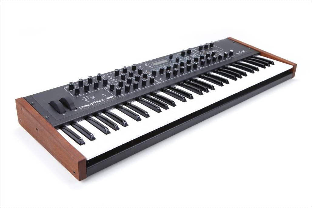 DAVE SMITH Prophet 08 PE - Синтезатор аналоговый