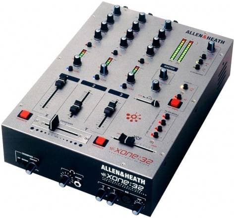 ALLEN&HEATH XONE:32 - DJ-Микшер