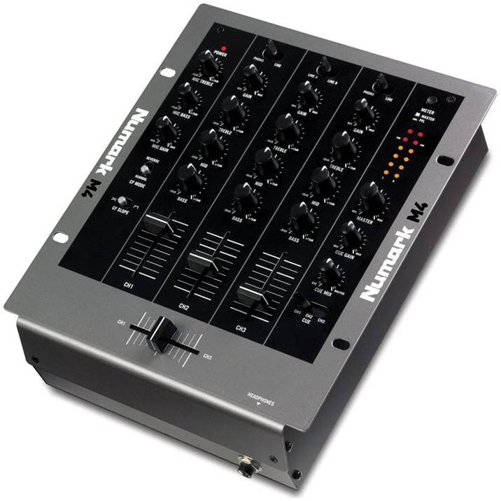 NUMARK M4, 3-канальный профессиональный 10' микшер входы: 2 phono/линейных,...