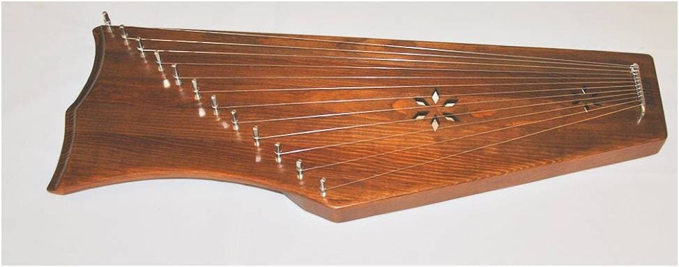 МОЗЕРЪ 12 струн, цвет орех, двухкамерные - Гусли крыловидные