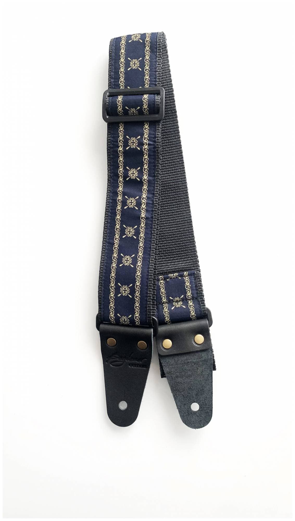 BAGDASAR GUITARS 00142 BlackStar - Ремень для гитары